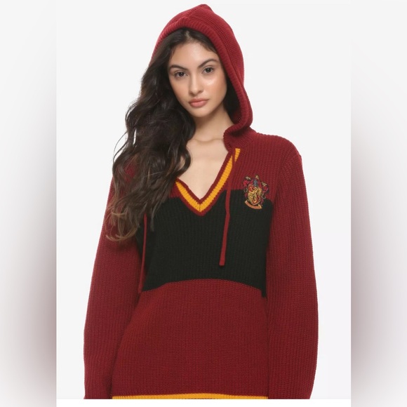 Harry Potter Gryffindor Girls Hooded Sweater - Picture 1 of 12